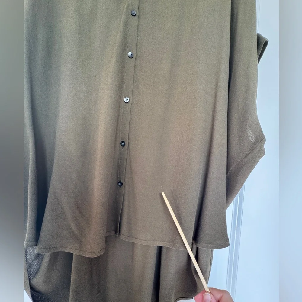 EUC MADEWELL Central Drapey Button Up Blouse Shirt, Olive Green, Size XL 💚 - Picture 9 of 10